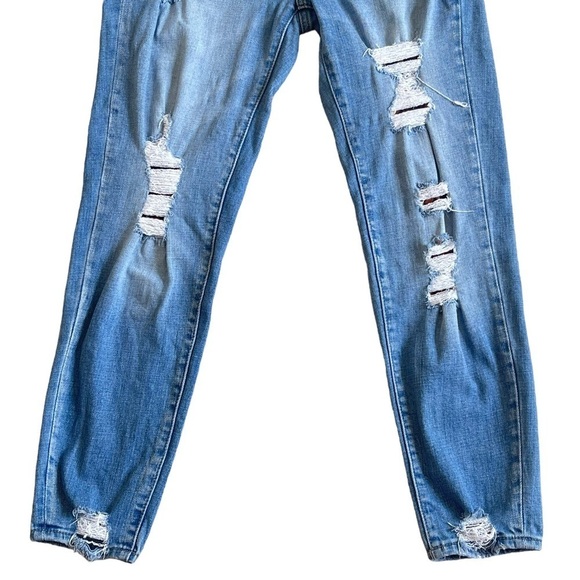 KanCan Women’s High Rise Distressed Leopard Patch Jeans Size 7/27 Blue Distress - Picture 4 of 9